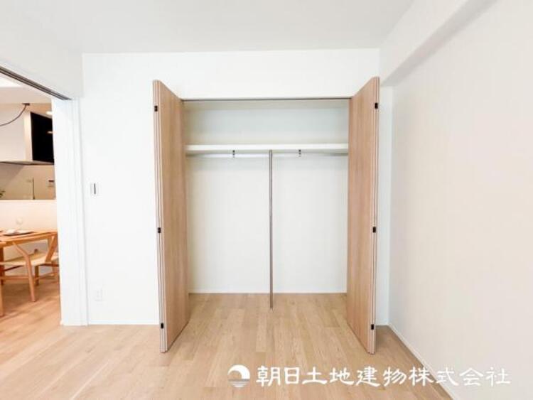 収納 【収納】大容量の収納スペースで住空間もスッキリ広々、よけいな荷物は閉まっちゃえばお片付けも楽々でいつも綺麗に整頓できます。