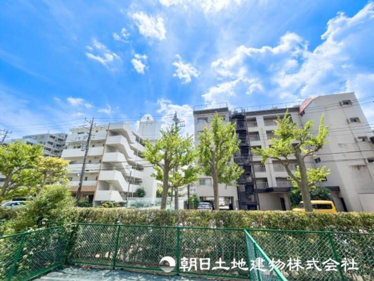 その他 【眺望】部屋から眺める景色はお部屋のインテリアの一部です。開放感ある景色は季節や天候によって変化する素敵な絵画ですね！