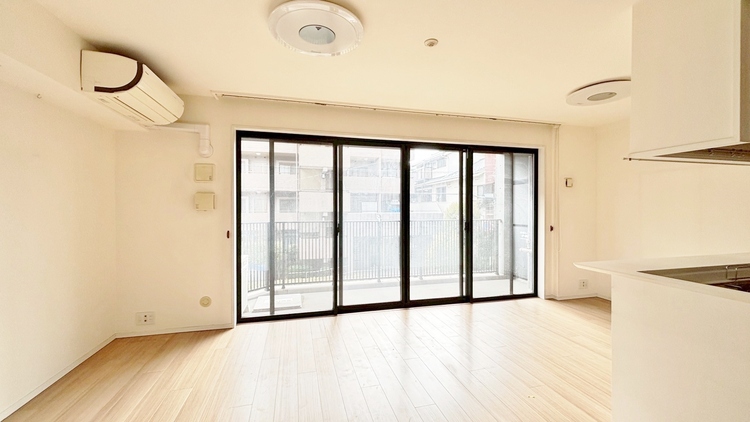 居間 「空間が織り成すひとつ先の住み心地」を演出します。