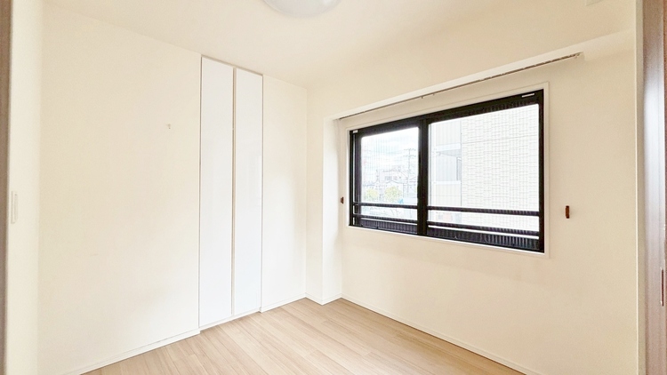 寝室 どんな部屋にアレンジするかは、あなた次第です。