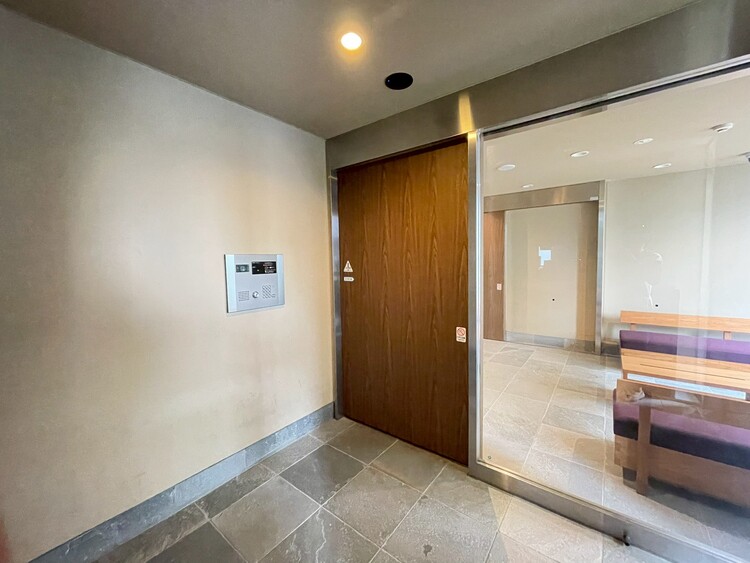 エントランス エントランスは、毎日の行き帰りで使う大事な空間です。