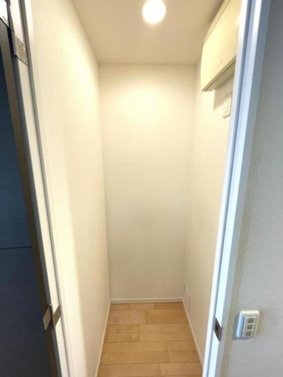 収納 季節物やアウトドア用品などをすっきり収納できる納戸