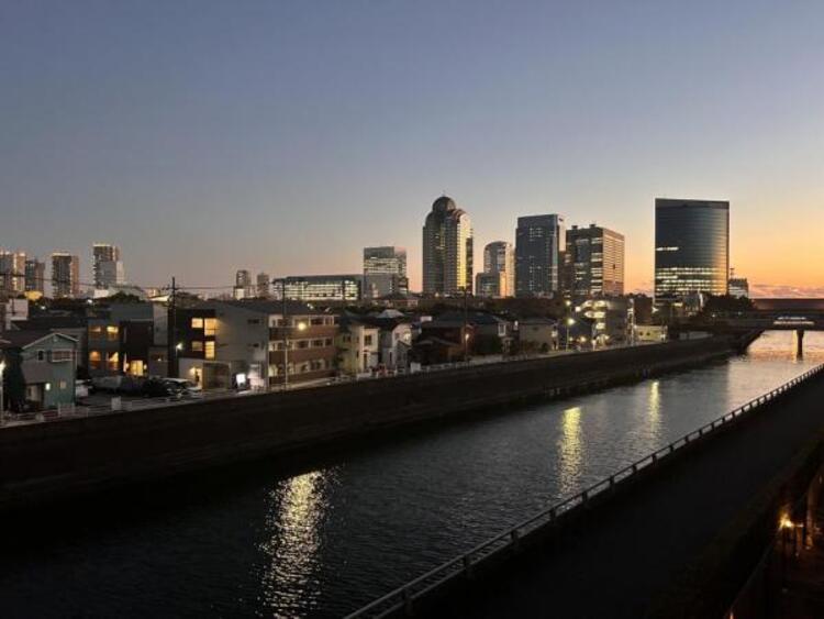 その他 浜田川と幕張を臨み、まるで絵画のような夜景を独り占めできる眺望です