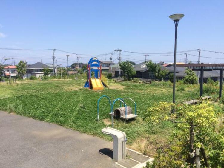 周辺 公郷5丁目第2公園　180m