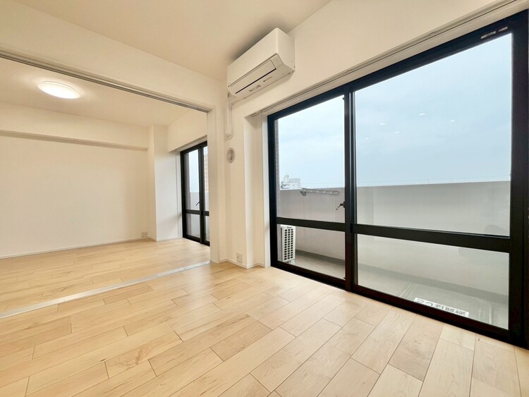 居間 豊かな居住性と、安心感を満たすクオリティが見事に調和した住空間。