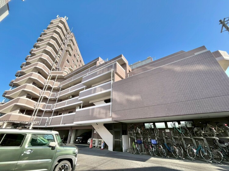 外観 資料には掲載していない情報が、現地にはたくさんあります。是非一度、現地をご確認ください。