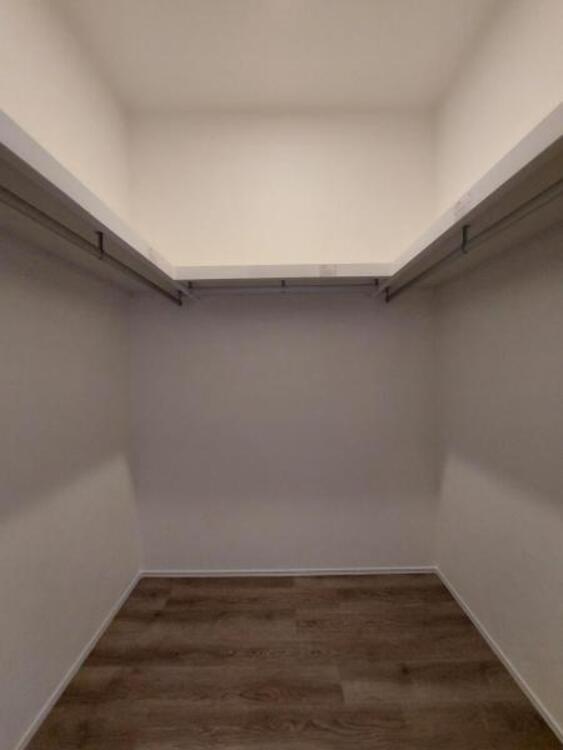 収納 ウォークインクローゼットでたっぷり収納