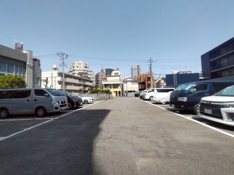 その他 駐車スペースが嬉しいですね。※空き状況は都度ご確認下さい。