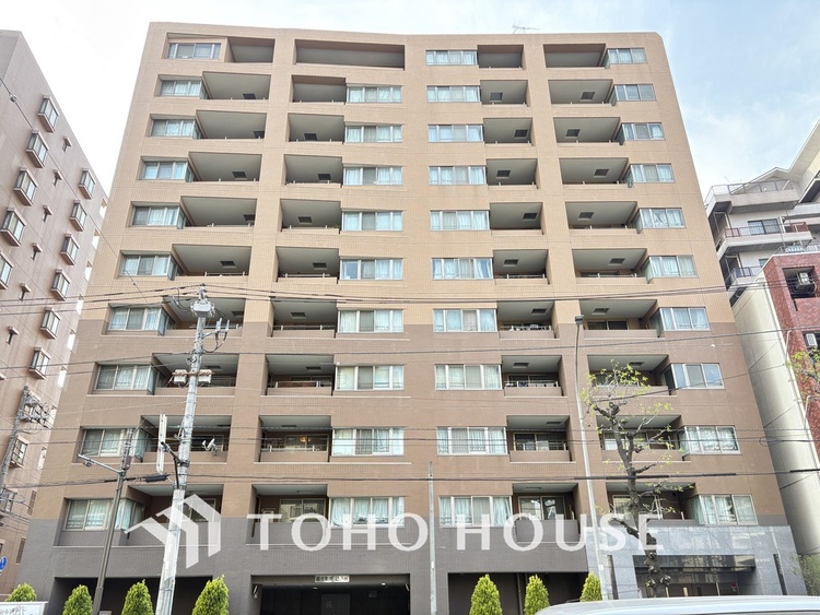 外観 〜10階南東角部屋のため陽当たり・眺望良好〜大切なペットと暮らすリフォーム2LDK〜
