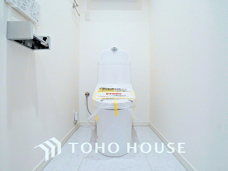 トイレ トイレには快適な温水洗浄便座付