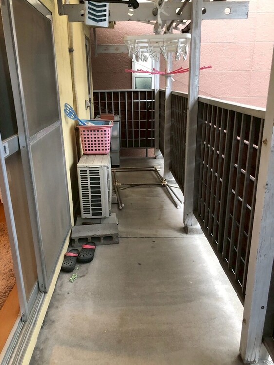 その他 バルコニーも広々しており洗濯物が多くても安心♪