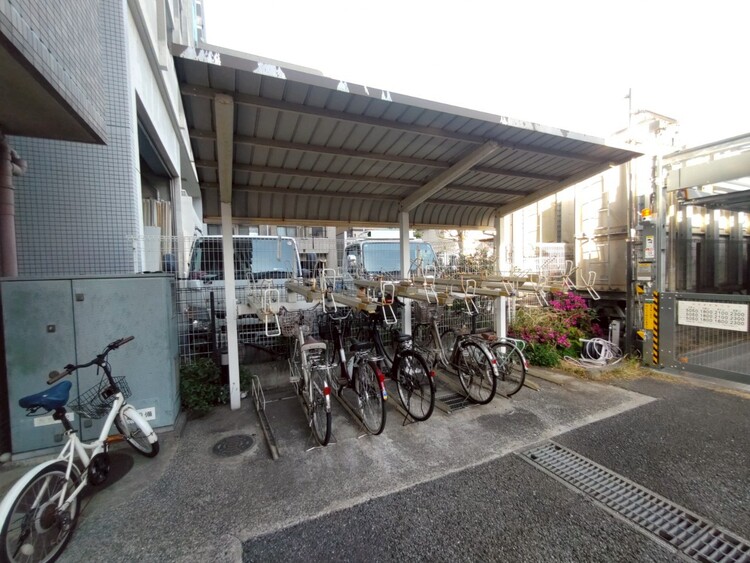 その他 駐輪場も綺麗に整頓されています。※空き状況は都度ご確認下さい。