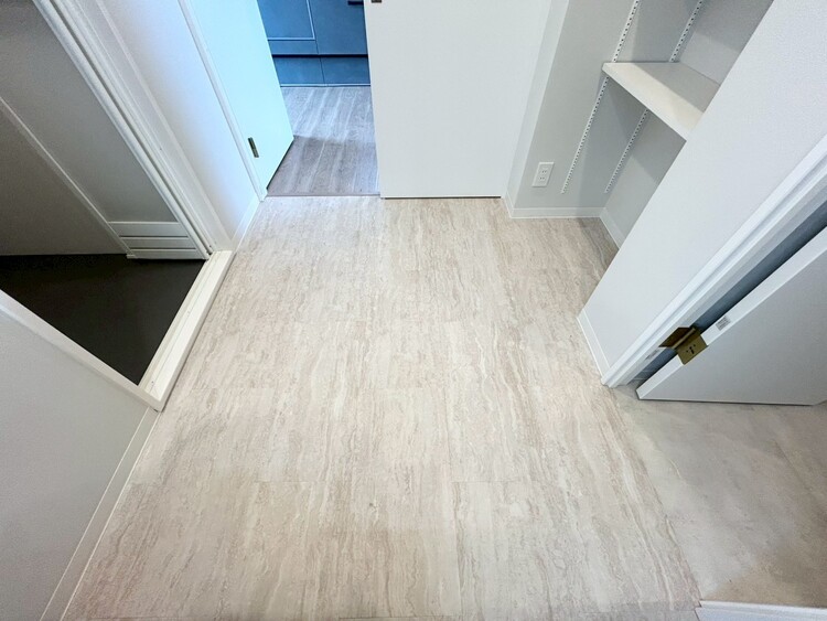 その他 十分な広さの脱衣所。