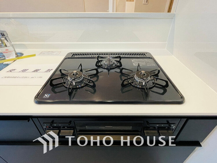 その他 3口ガスコンロでお料理のスピードもUP。効率よくお料理できますね