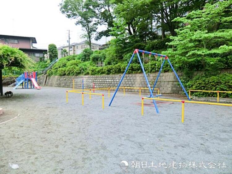 周辺 鴨居公園250ｍ