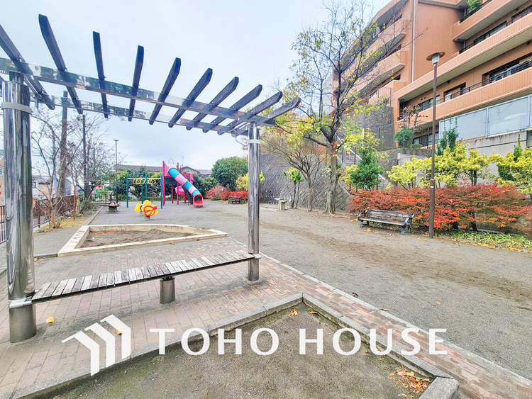 周辺 永田山王台公園　距離20ｍ