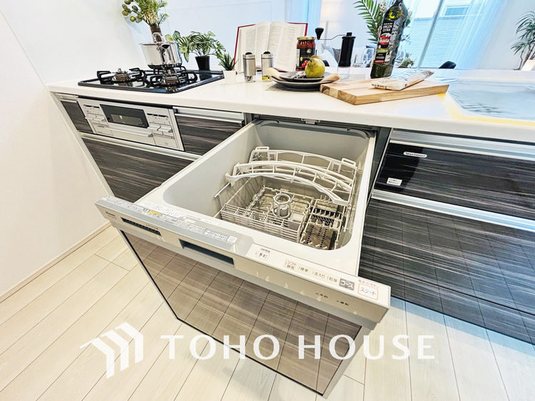 その他 ビルトイン式食洗機完備のシステムキッチンで食後もゆったり家族団らん