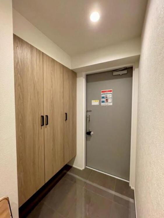 その他 ご家族の「いってきます」「おかえり」を見守る玄関。収納量たっぷりのシューズボックスです