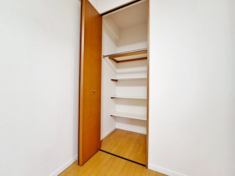 収納 居室にはクローゼットがあり、荷物もスッキリ収納して快適にお過ごしいただけます。