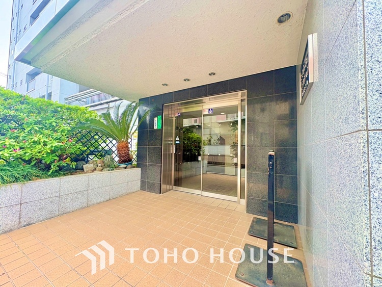 外観 【APPEARANCE】◆陽光◆が差し込む。この開放的な空間に家族の笑顔が集う。家族が一緒に過ごす空間は明るく、そして居心地よく。