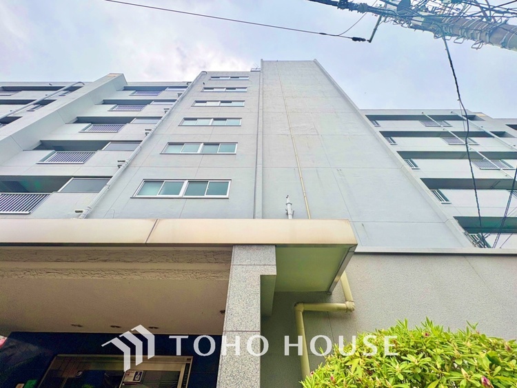 外観 【Space of cure】◆癒しの空間◆採光とセンスを散りばめた空間。それは『柔らかさ』に似た素敵な居場所。そこに暮らす人のことを考えつくり出したものは『癒し』という心地よい居場所なんだと思う