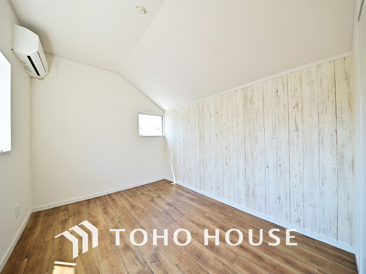 内装 シンプルですっきりとした室内は飽きのこない居心地の良い雰囲気