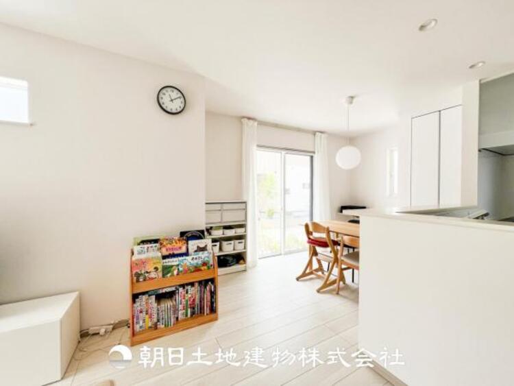 居間 大切な人とともに、心穏やかに過ごすひととき。