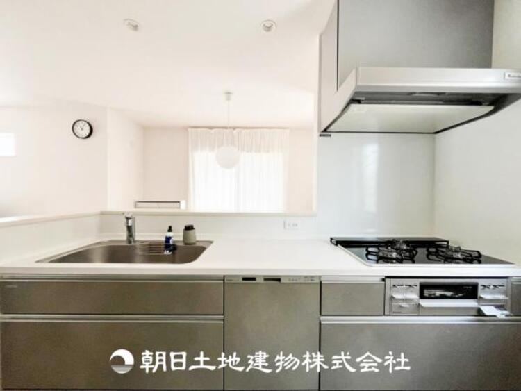 キッチン 毎日使う場所だからこそ、ストレスなく使えて、居心地の良くないといけないと思います。