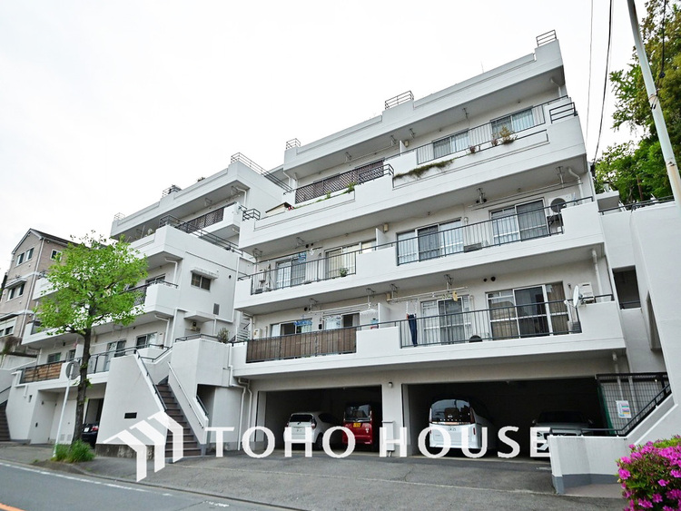 外観 〜大切なペットとの生活〜南向き角部屋のため陽当たり・通風良好〜リノベーション済〜
