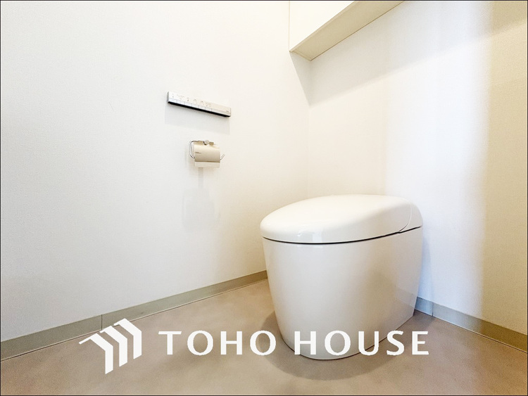 トイレ トイレには快適な温水洗浄便座付