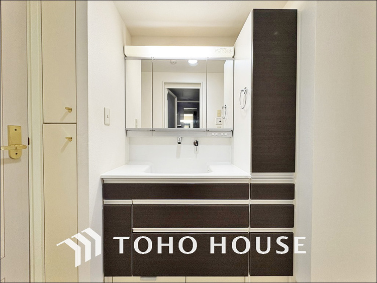 洗面 清潔感のある脱衣場