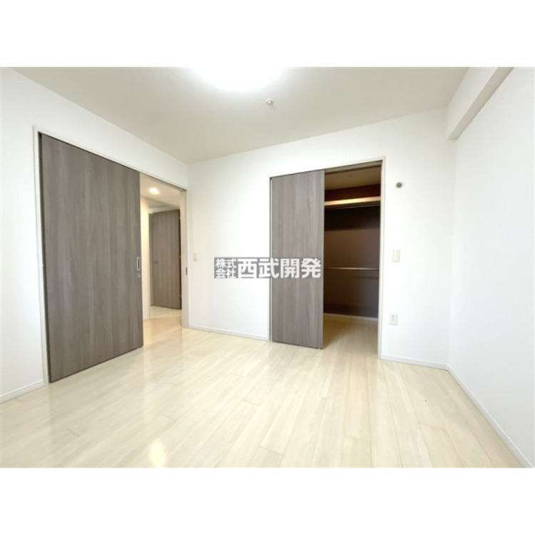 内装 洋室6.5帖+ウオークインクローゼット