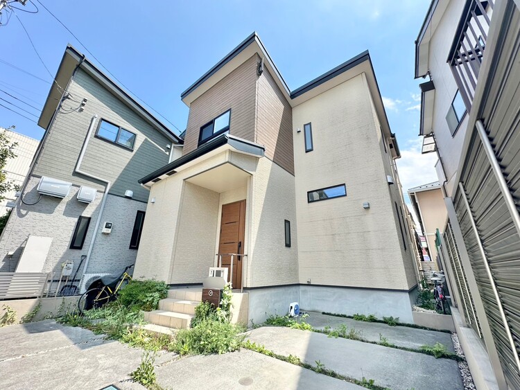 外観 現地に足をお運びいただいた際には、周辺散策などをお勧めいたします。