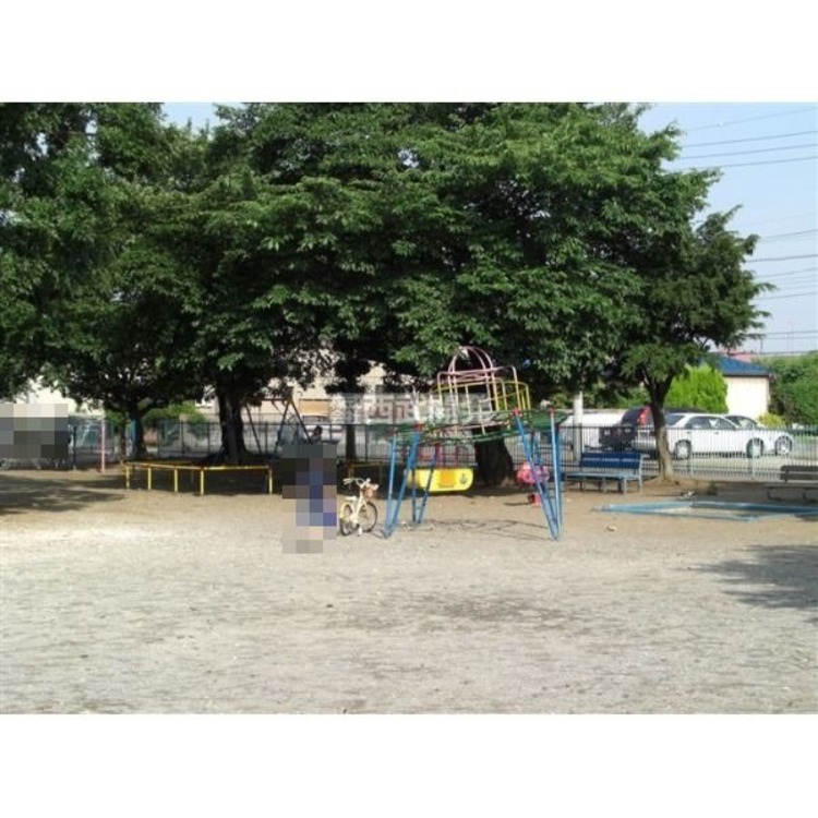 周辺 的場たぬき山公園(約600m)