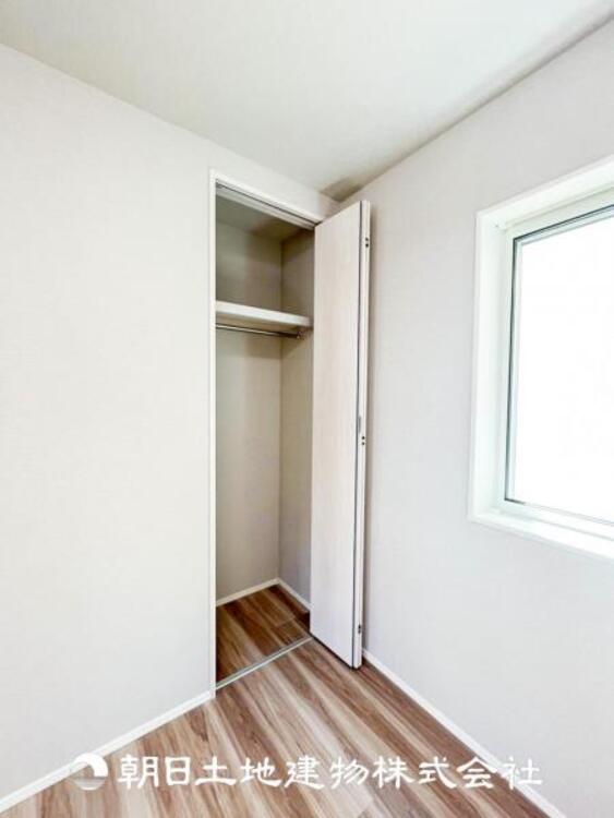 内装 各居室に使いやすいサイズのクローゼット