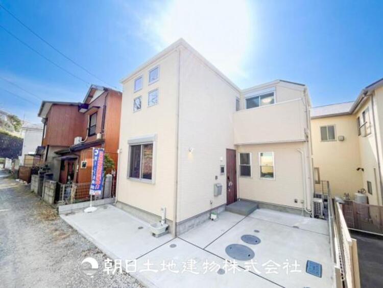 外観 外観完成しており新生活を想像できるようになりました。