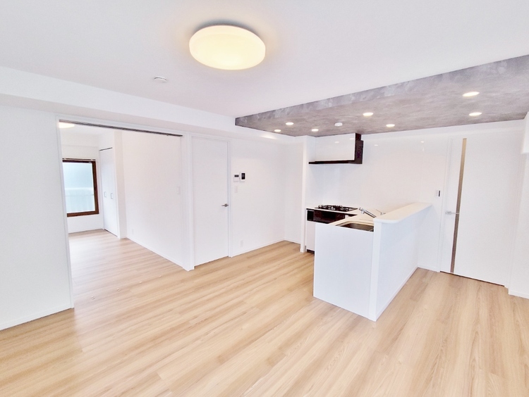 居間 豊かな居住性と、安心感を満たすクオリティが見事に調和した住空間。