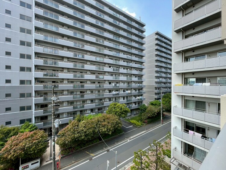 その他 眺望や窓からの景色が良いと、家で過ごす時間も快適です。