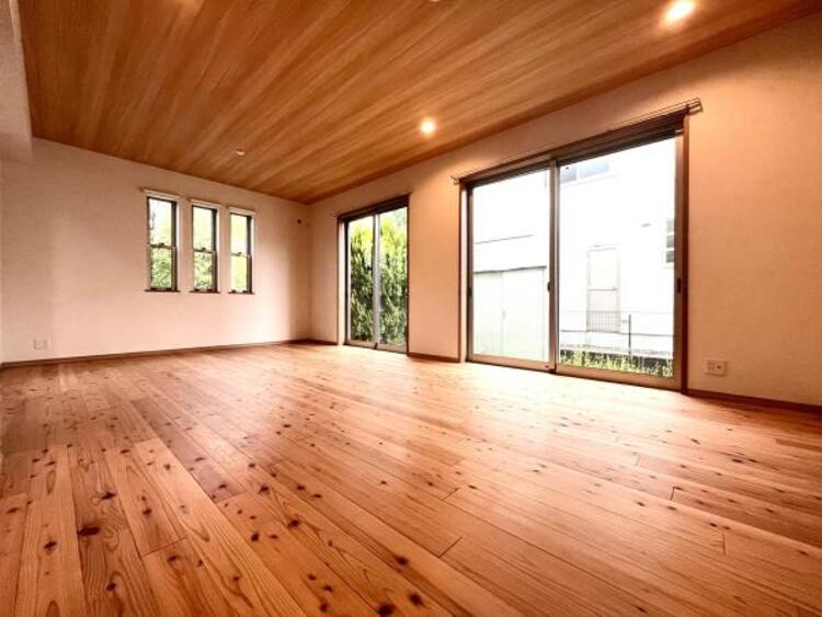 居間 【2025年5月撮影】