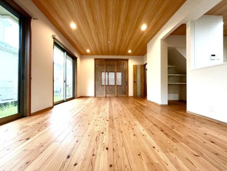 居間 【2025年5月撮影】