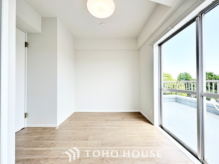 内装 【PRIVATE ROOM】◆プライベートな時間◆最高な暮らしにはこの空間が必要。家族のふれあいも大切にしつつ、自分の空間も大切にしたい。