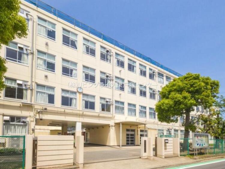 周辺 横浜市立上郷中学校	1505m