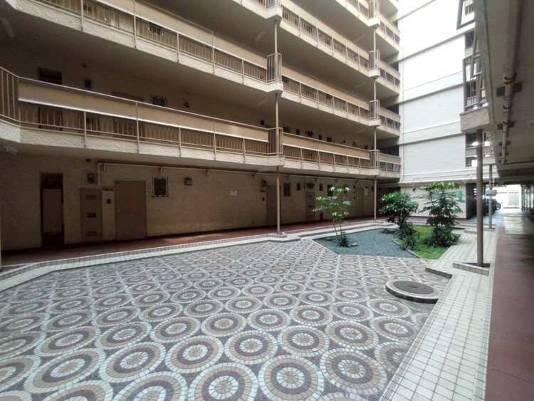 その他 マンションの敷地内には、中庭もございます。