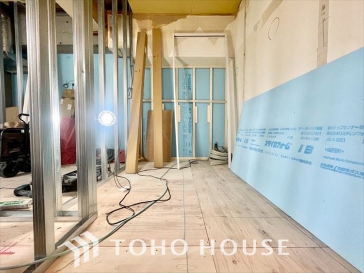 内装 現在改装中◆快適◆な暮らしに不可欠な収納スペース。快適さとともに思い出も詰まっていく。