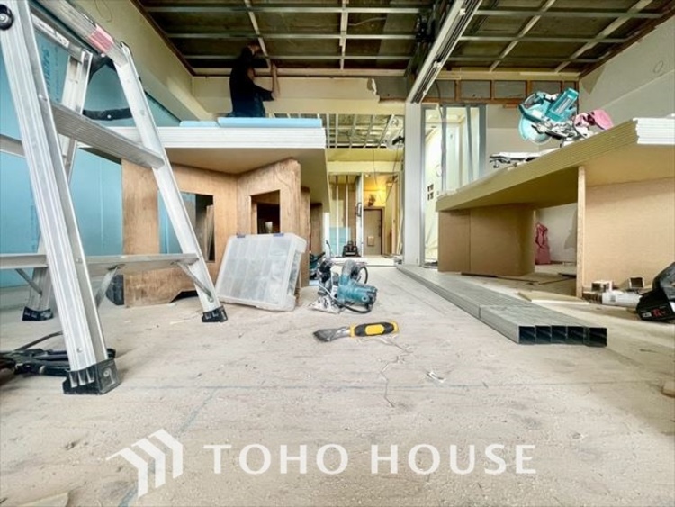 内装 現在改装中◆扉を◆開くとこの景色。家族の”おかえり”の声が聞こえてきそう。