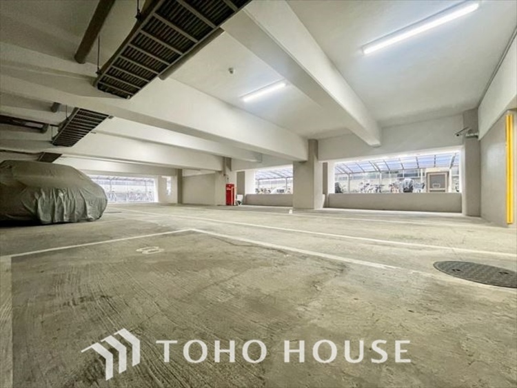 駐車場 【PARKING】◆愛車を◆安全に駐車できる駐車場がございます。