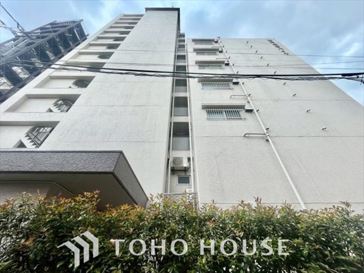 その他 【ENTRANCE】◆そびえ立つ◆我が家のシンボル。遠くの空が赤く染まる夕べが待ち遠しい。