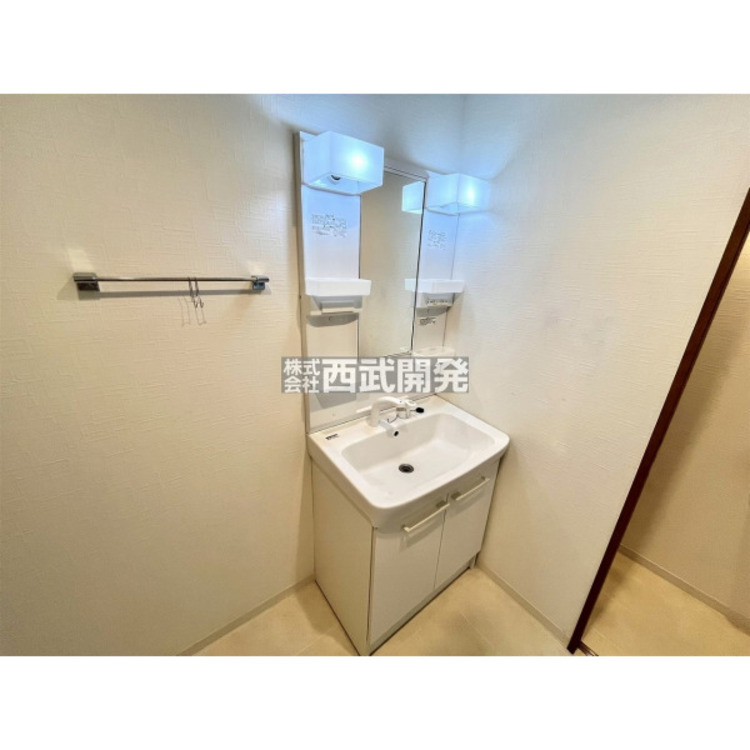 洗面 状態良好な洗面化粧台。