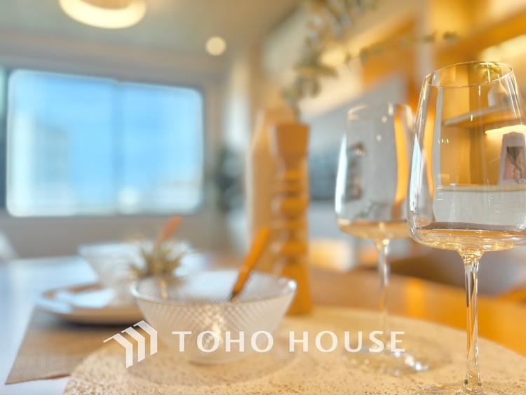 内装 「想像していた以上に広い」が写真を撮っているときの感想です。家事動線に配慮したプランによりご家族がくつろげる明るく広い空間が確保できました。