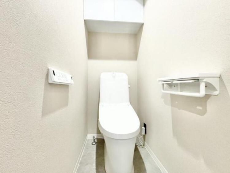 トイレ 圧迫感の少ないゆったりとした空間を実現しました。